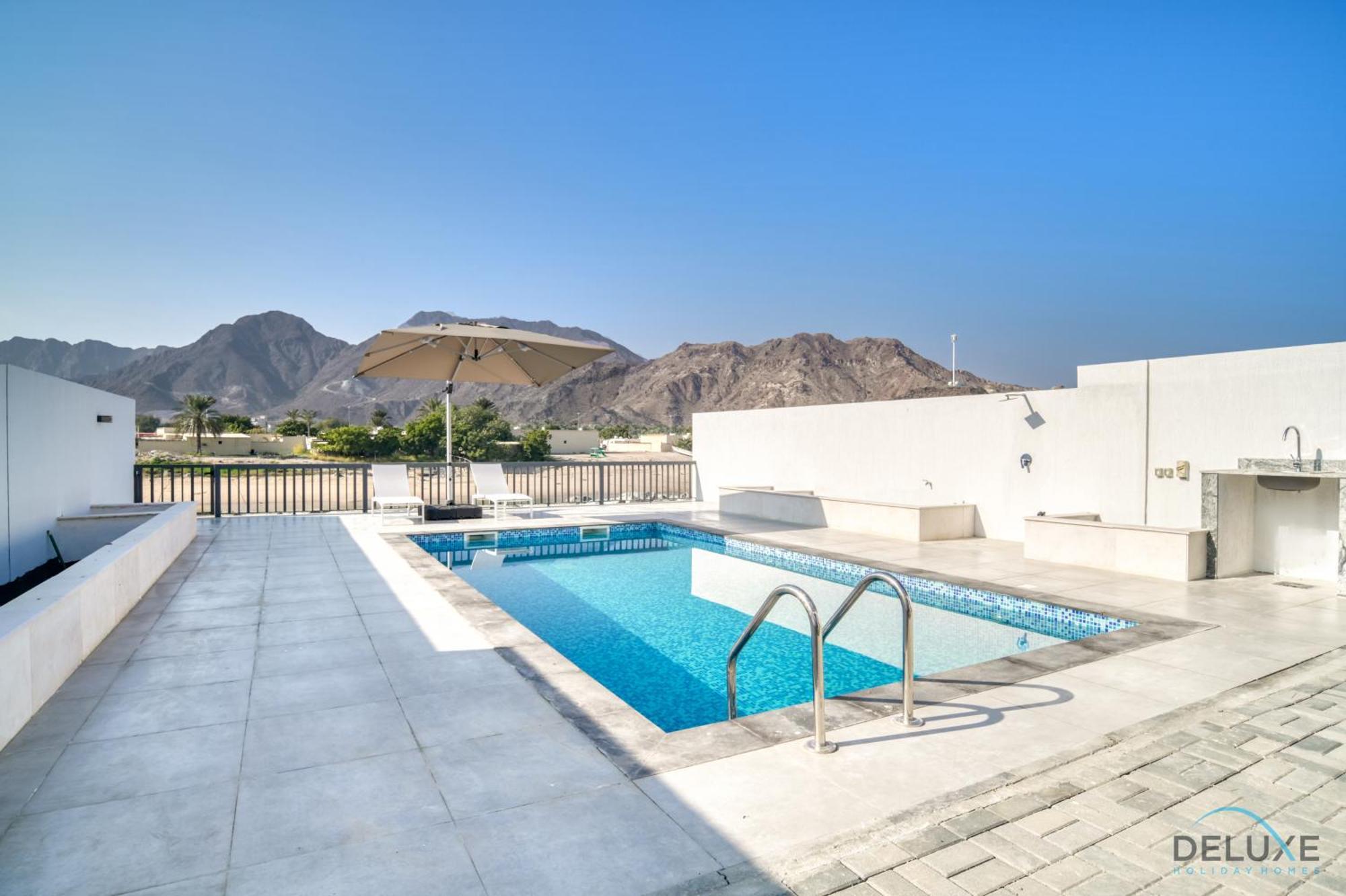 High Apartment Fujairah Exterior photo